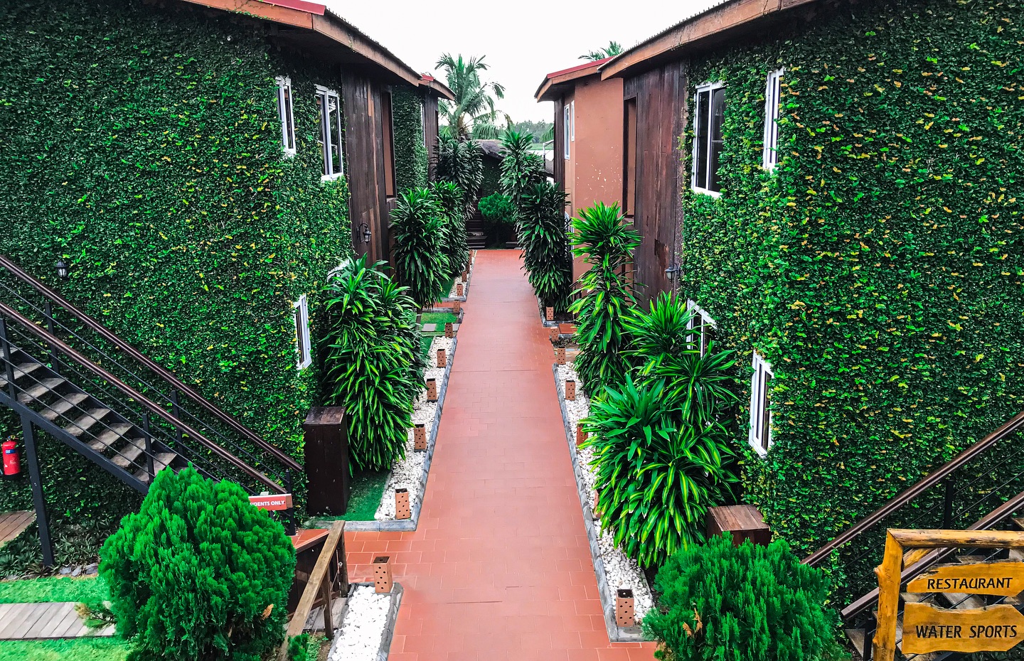 Personalized Accommodations and Unforgettable Experiences in Ghana!